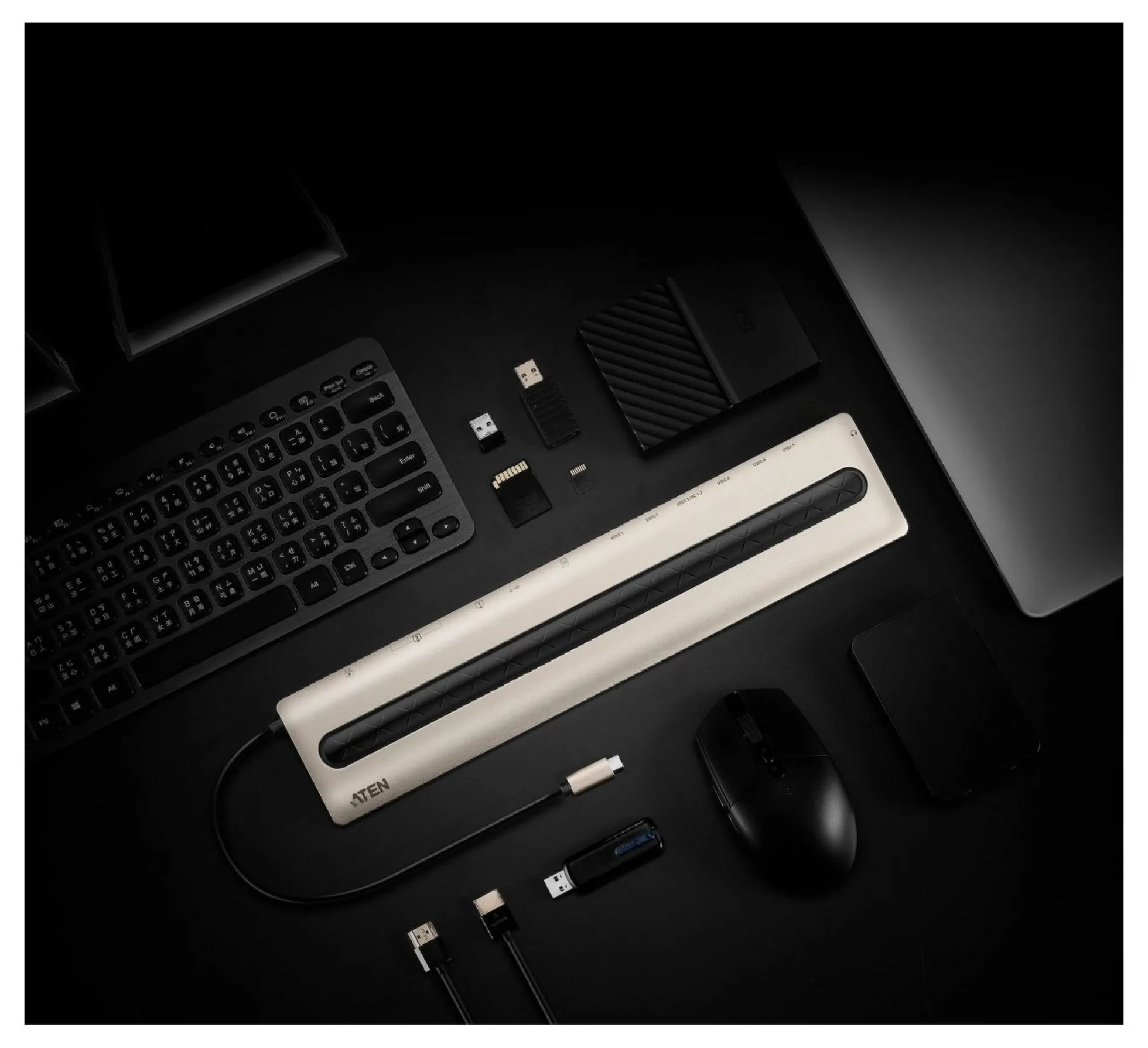 ATEN USB-C Multiport Dock with Power Pass-Through (13 Devices)