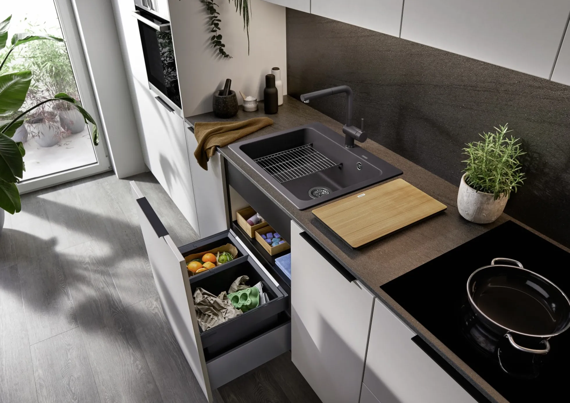 BLANCO PLEON 6 UXI køkkenvask 61,5x51 cm SILGRANIT® sort