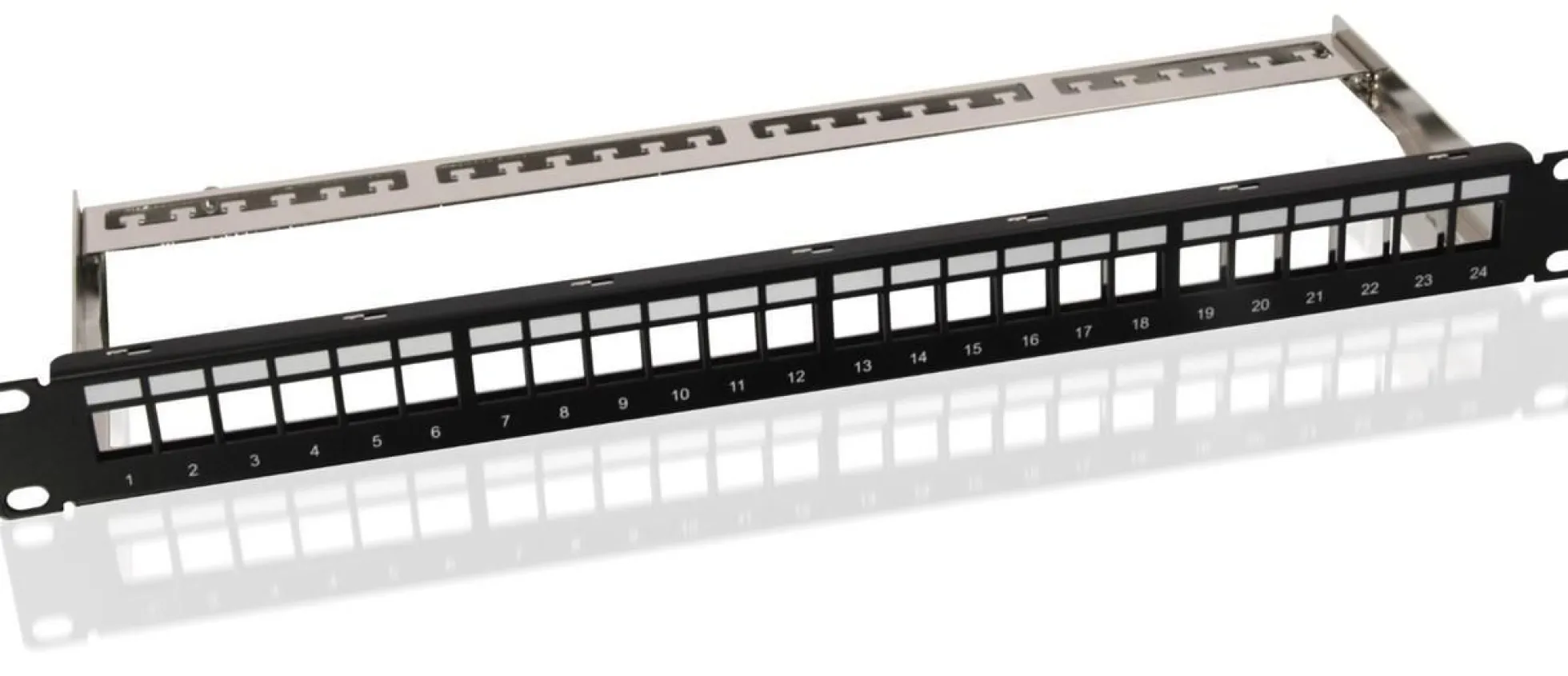 CAT6, 24-ports, 19 tommer patchpanel, uskærmet, 8P8C, LSA, sort - MicroConnect