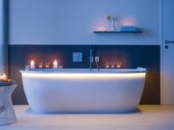 Darling New badekar, 1900 x 900 mm, med integreret panel