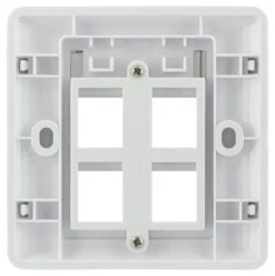 DELTACO flush mount for Keystone, 4 ports, hvid