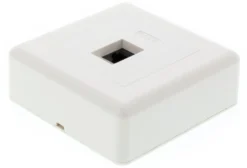 DELTACO Vægudtag udenpåliggende UTP, 1XRJ45, Cat6, hvid