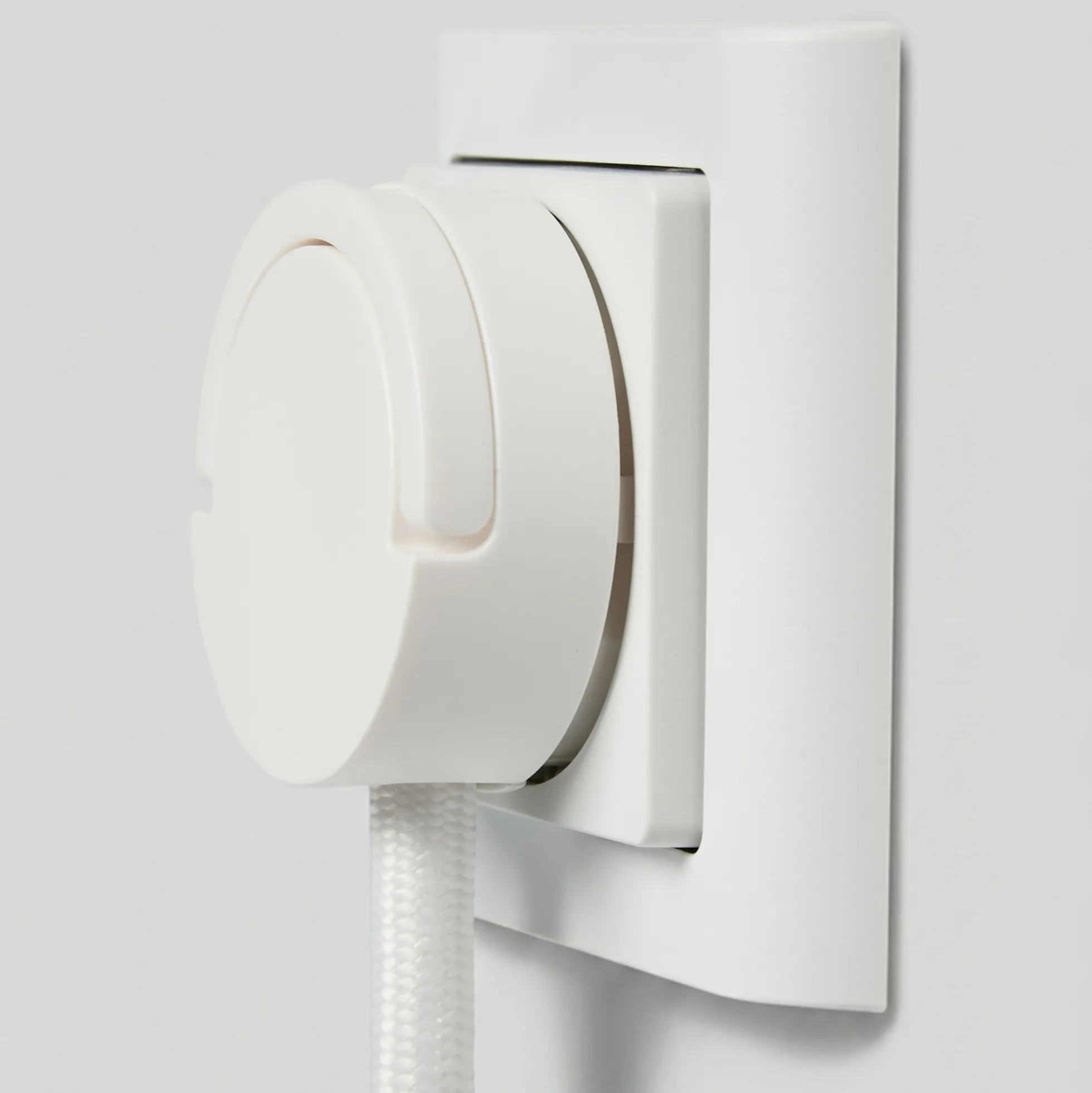 Flad stikprop vinkel, schuko mini, hvid - Elworks