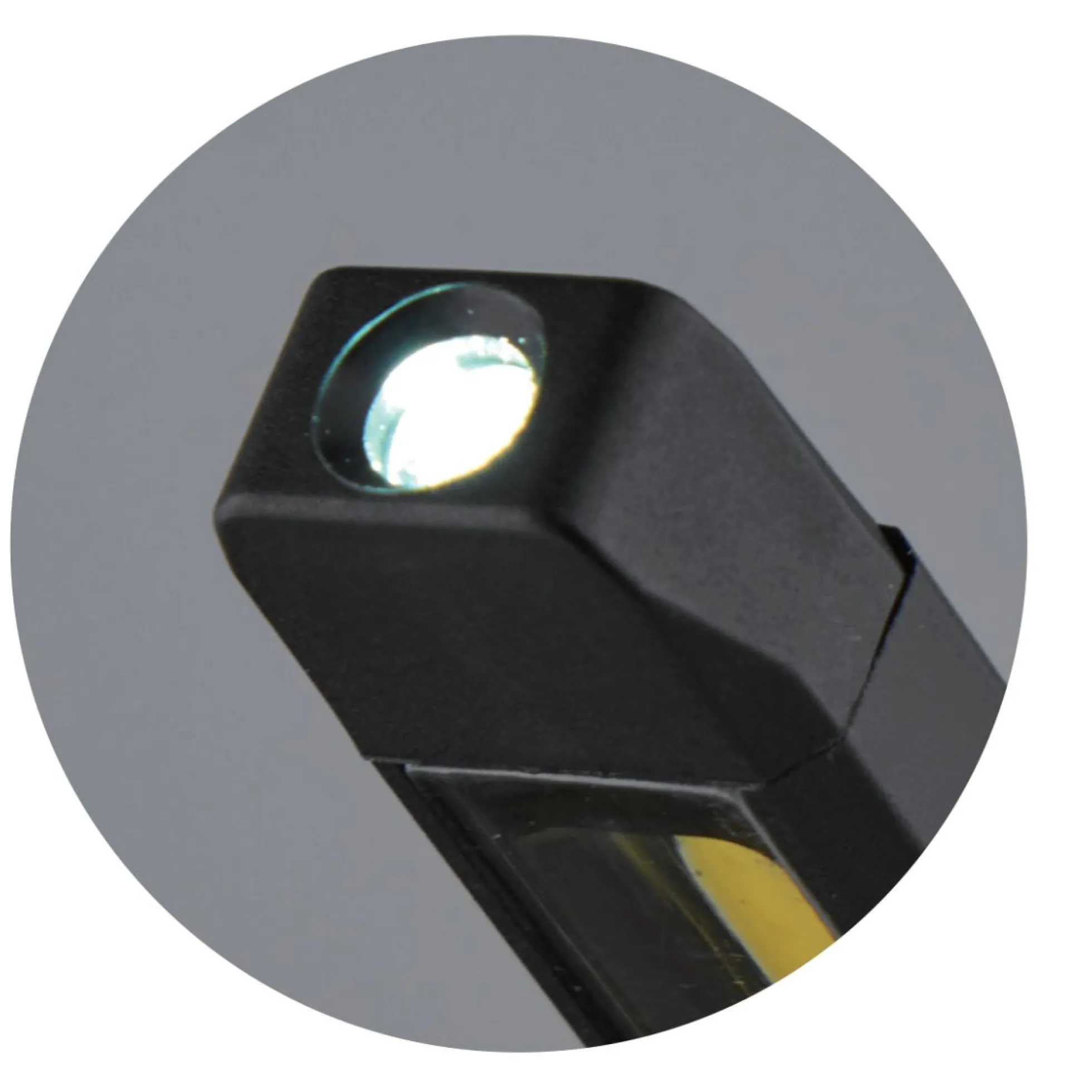Foldelygte, genopladelig og roterbar, 1000 lumen - HAJ LIGHT