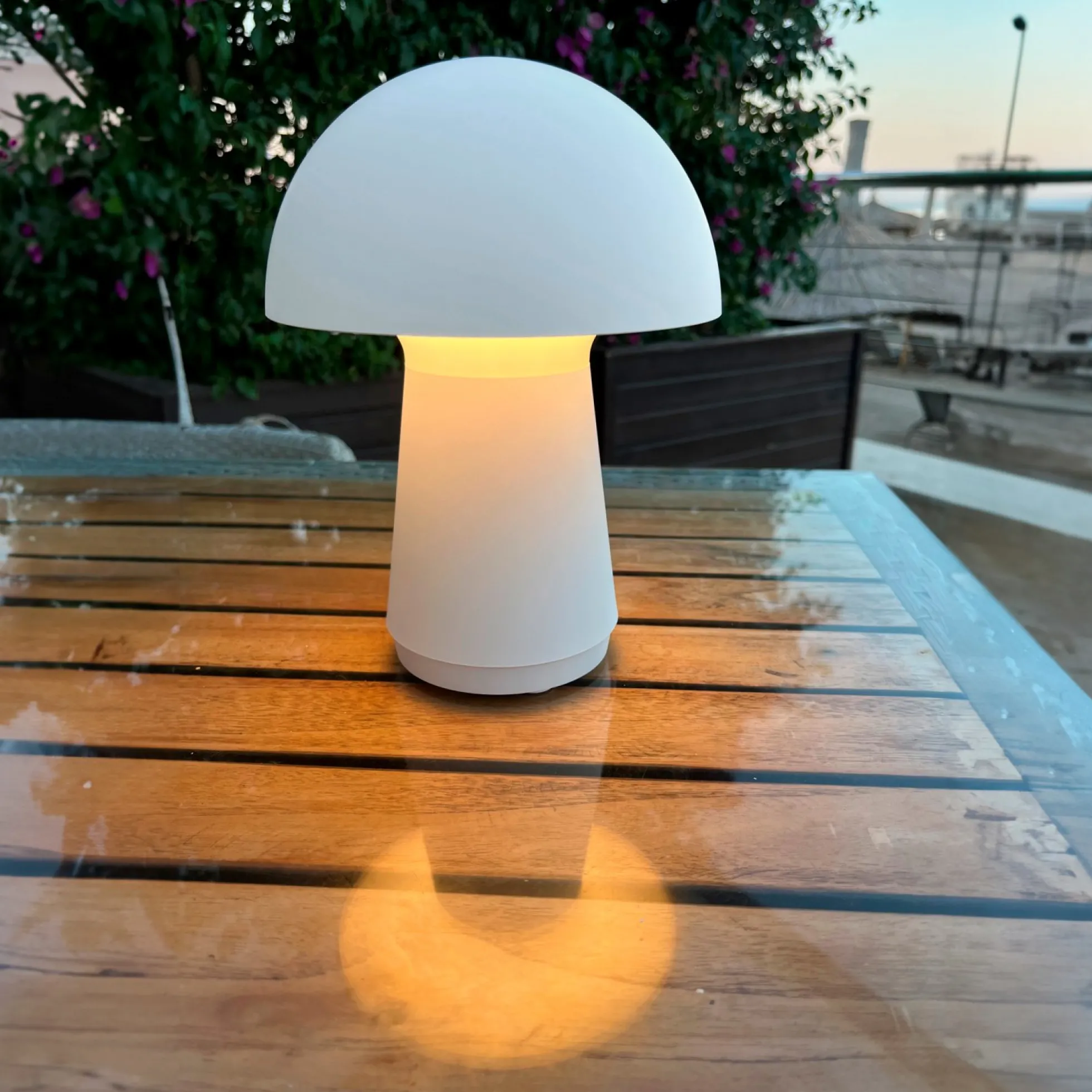 Genopladelig Touch Lampe, inkl. USB-ledning