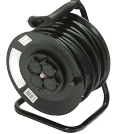 3G1,5mm² gummikabel kabeltromle schuko udtag IP44 med jord