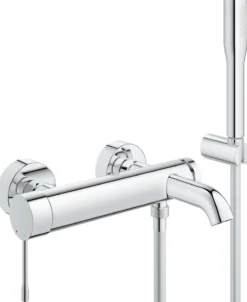 Grohe Essence 1-gres kar- og brusearmatur, vægmonteret, sæt med håndbruser, krom