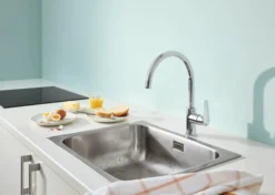 Grohe Start Curve etgrebs køkken C-tud, messing, krom