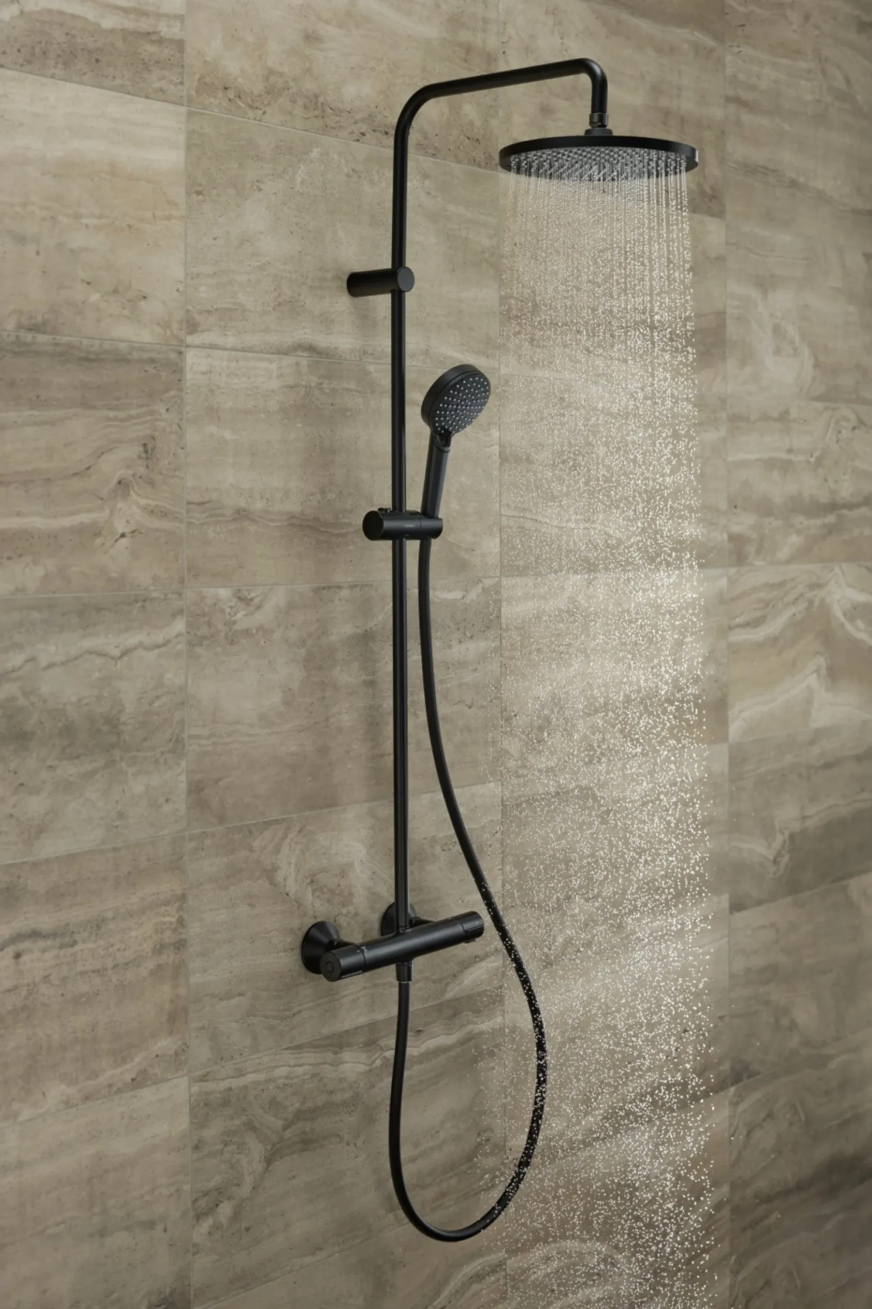 Hansgrohe Vernis Blend Showerpipe 240, 1jet, EcoSmart, mat sort