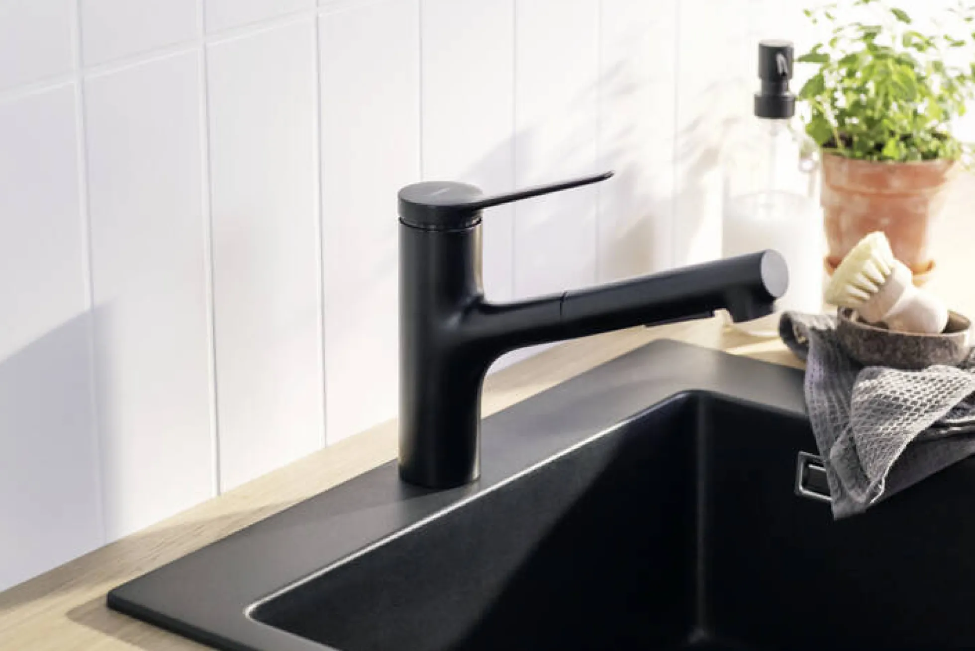 Hansgrohe Zesis M33 150 køkkenarmatur, med udtræk