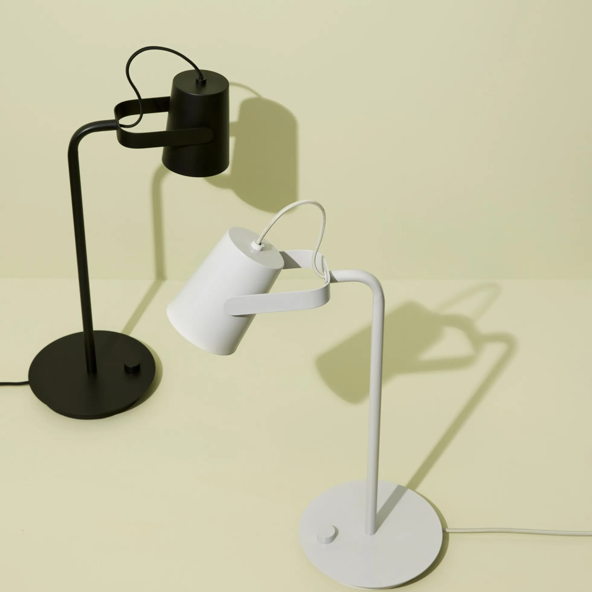 Hübsch Ardent bordlampe, sort