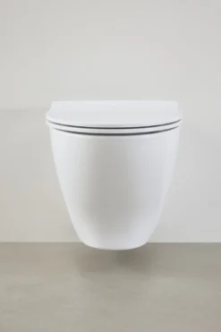 Ifö Spira Modern, væghængt toilet, skjult montering, inkl. soft-close sæde