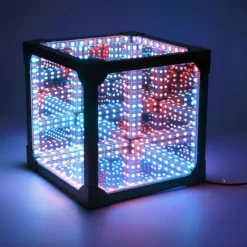 Infinity Cube RGBIC, 3D lys effekt, bordlampe, inkl. fjernbetjening, USB tilslutning