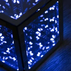 Infinity Cube RGBIC, 3D lys effekt, bordlampe, inkl. fjernbetjening, USB tilslutning
