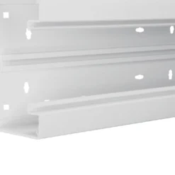 Installationskanalbund BR65170 i plast, 68x170mm, RAL 9016 - 2 meter