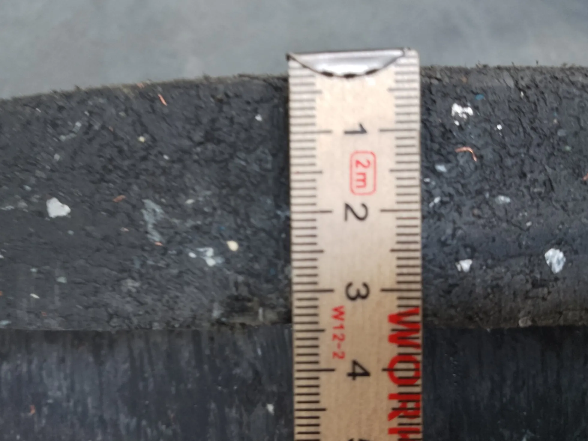 Isoleret låg til målerbrønd, Ø400 mm plast målerbrønd (510 mm udv. diameter)