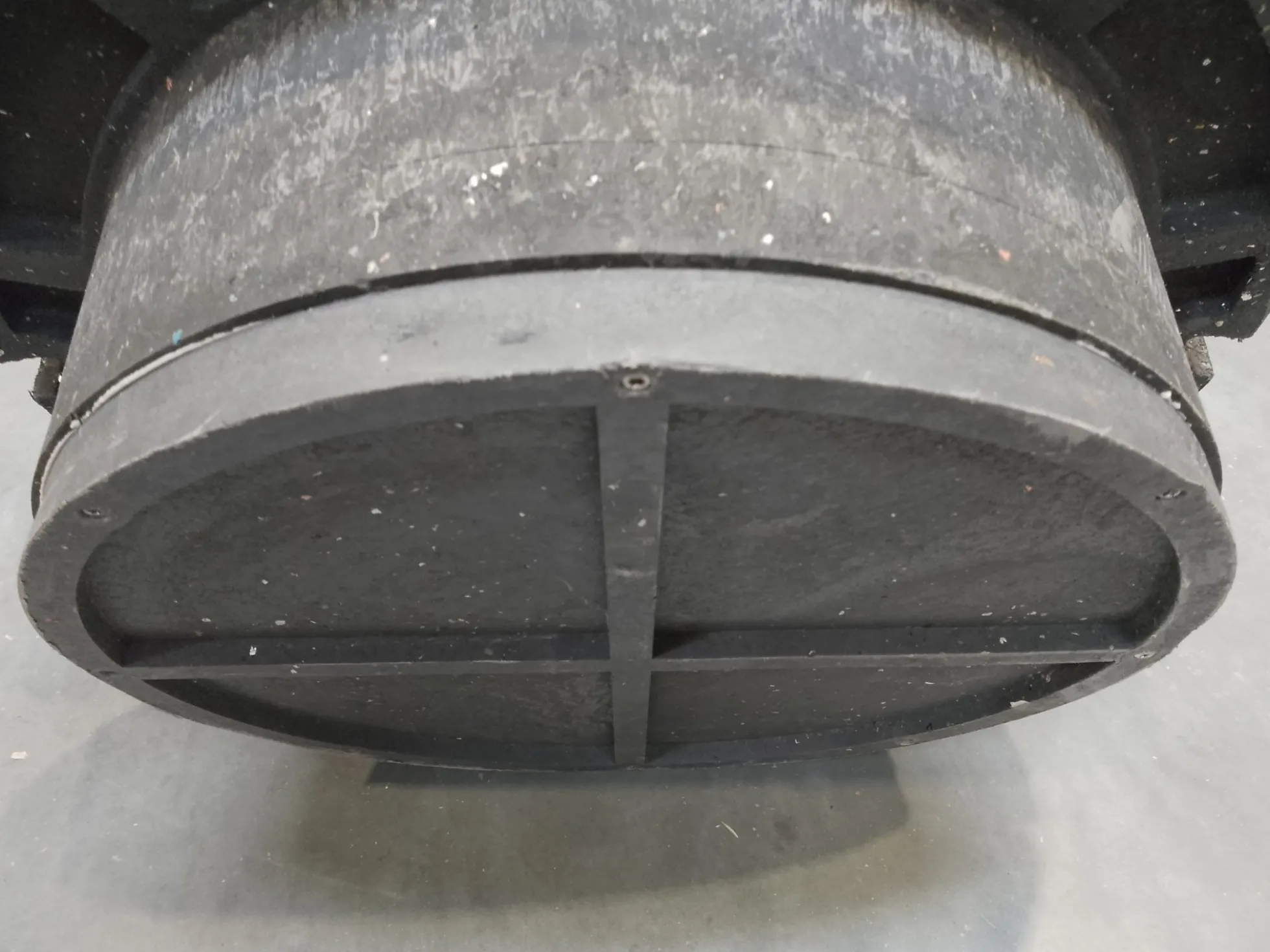 Isoleret låg til målerbrønd, Ø400 mm plast målerbrønd (510 mm udv. diameter)