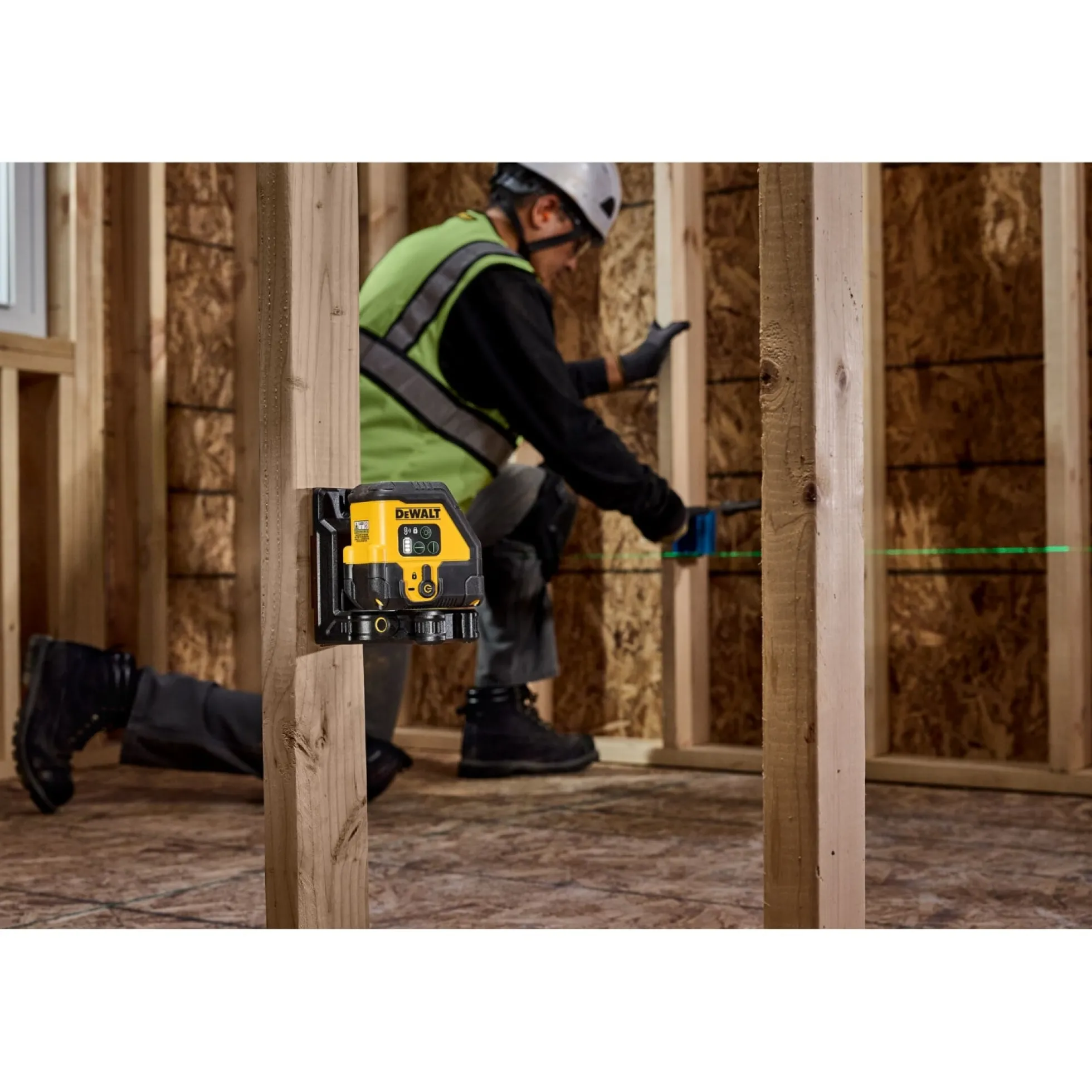 Krydslinjelaser, USB-C, grøn - DEWALT DCLE14201GB-XJ