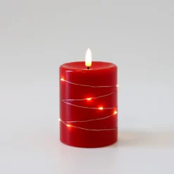 LED bloklys med lyskæde, flammeeffekt, rød stearin, 10 cm høj, Ø7,5 cm, fjernbetjening