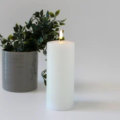 LED bloklys med smelte-look og flammeeffekt, 17,5 cm, inkl. fjernbetjening, timer og ægte stearin