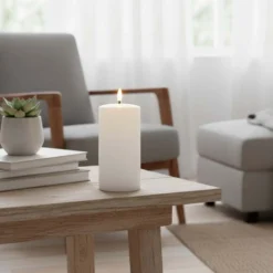 LED bloklys med smelte-look og flammeeffekt, inkl. fjernbetjening og timer, 15 cm høj, Ø7,5 cm, ægte stearin