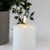 LED bloklys med smeltet look og flammeeffekt, 10 cm, Ø7,5 cm, inkl. fjernbetjening