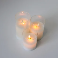 LED bloklys sæt i glas med vippende flamme, 3 stk - Timer og fjernbetjening inkluderet - Ægte stearin - 10/12,5/15 cm