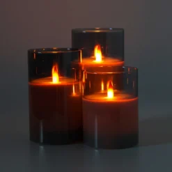 LED Bloklys sæt i røgfarvet glas Ø7,5cm, 3 stk, med flammeeffekt - Inkl. fjernbetjening og timer, 10/12,5/15cm høj, ægte stearin - LEDlife