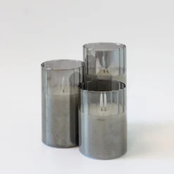 LED bloklys sæt, røgfarvet glas, flammeeffekt, 3 stk, 10/12,5/15 cm, inkl. fjernbetjening og timer, ægte stearin