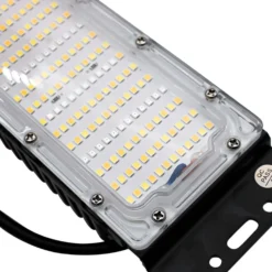 LEDlife Quantum vækstlampe, 50W, fuldt spektrum, IP65, inkl. ophæng