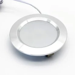 LEDlife Reco68 møbelspot, inkl. strømforsyning, 2,5W LED, erstatter 25W, 12V input, 180lm, RA80 - børstet stål (3-pak)