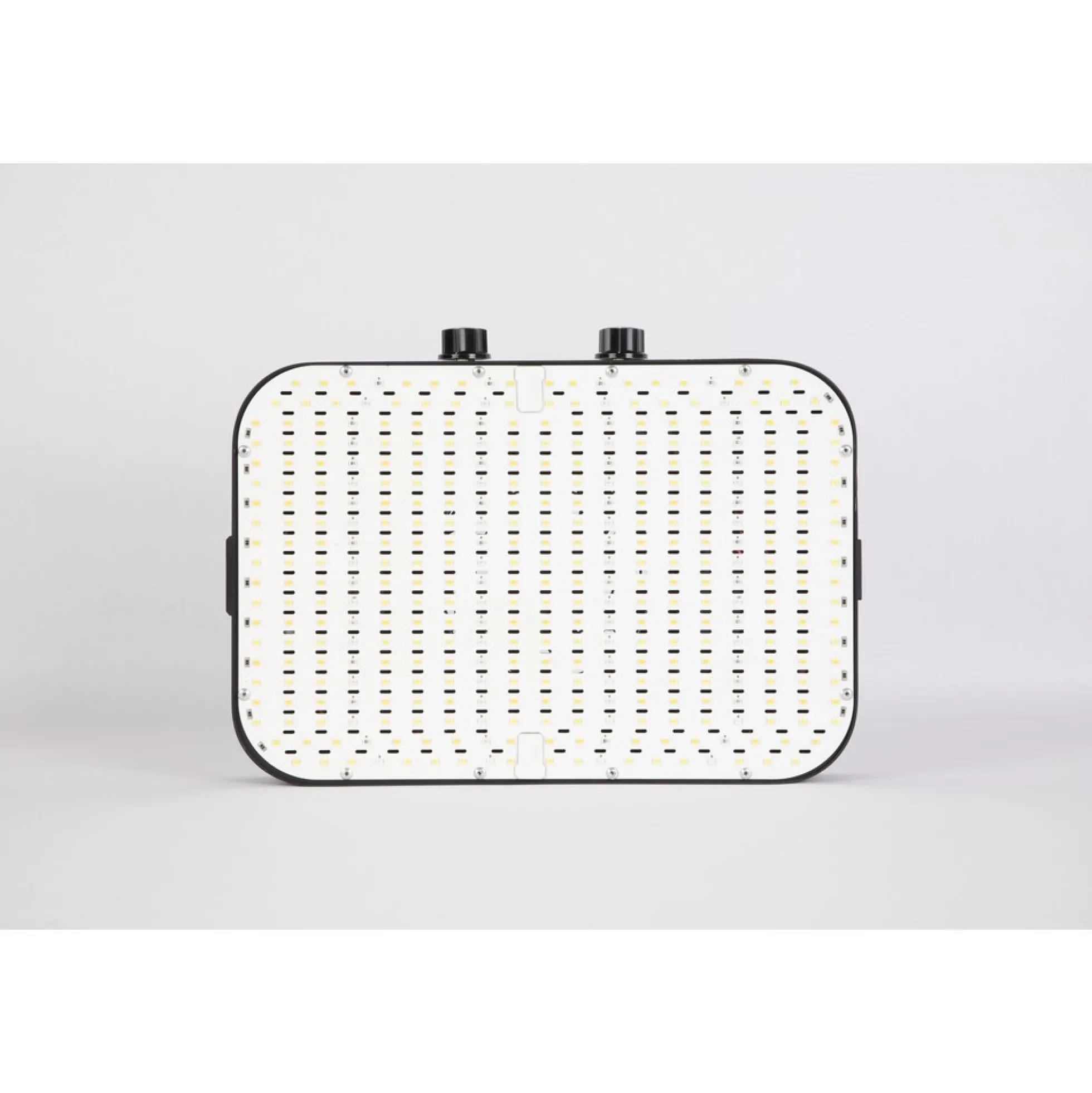 LEDlife Vækstlampe 120W, fuldt spektrum, indbygget blæser, IP44