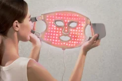 LED lysterapi ansigtsmaske med 108 LEDs - Nanoleaf