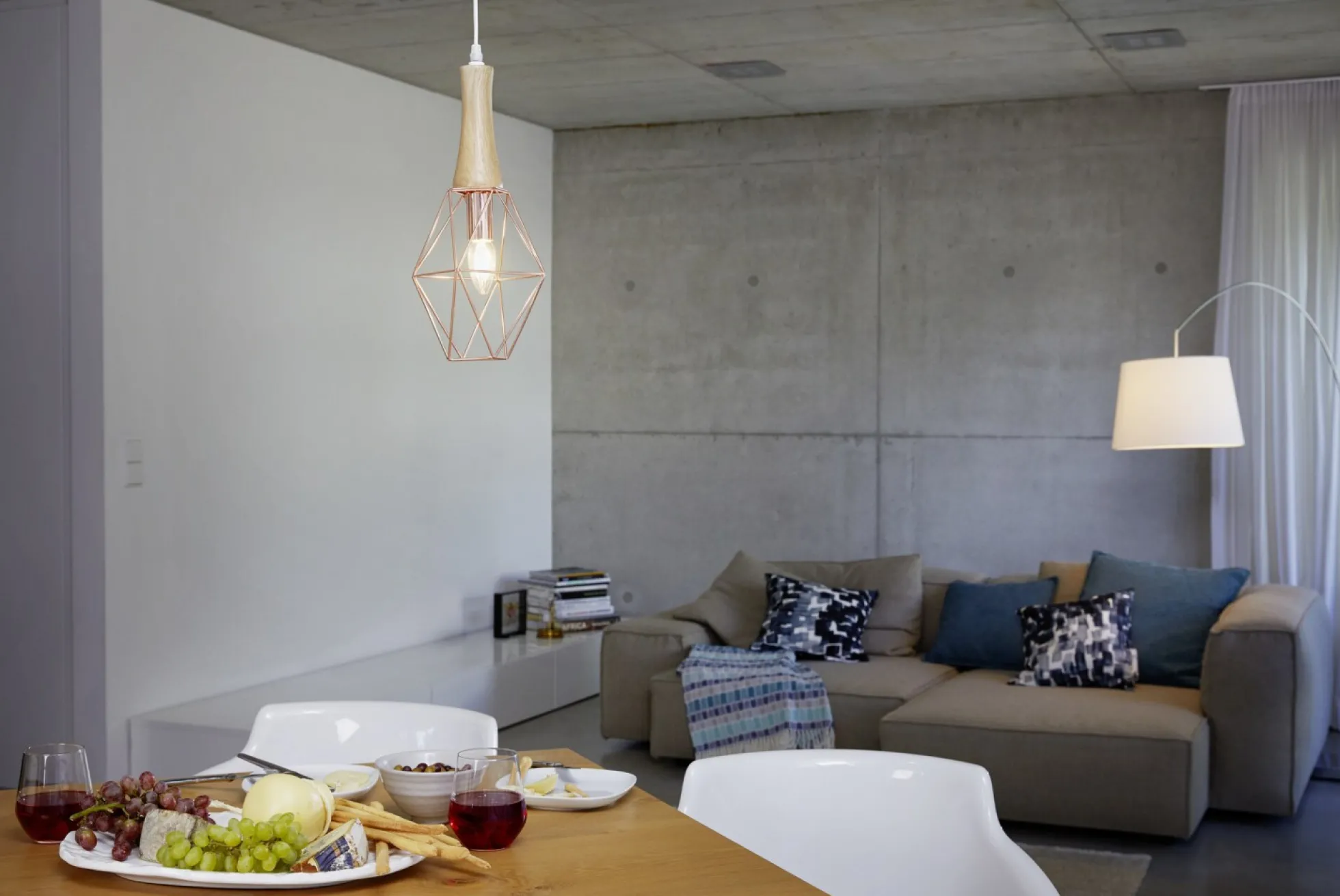 Ledvance LED kerte filament, 250lm, 2,5W/827, B22d
