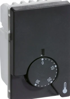 LK FUGA® – Gulvvarmetermostat med natsænkning og gulvføler, 230Vac / 50Hz, 1½ modul