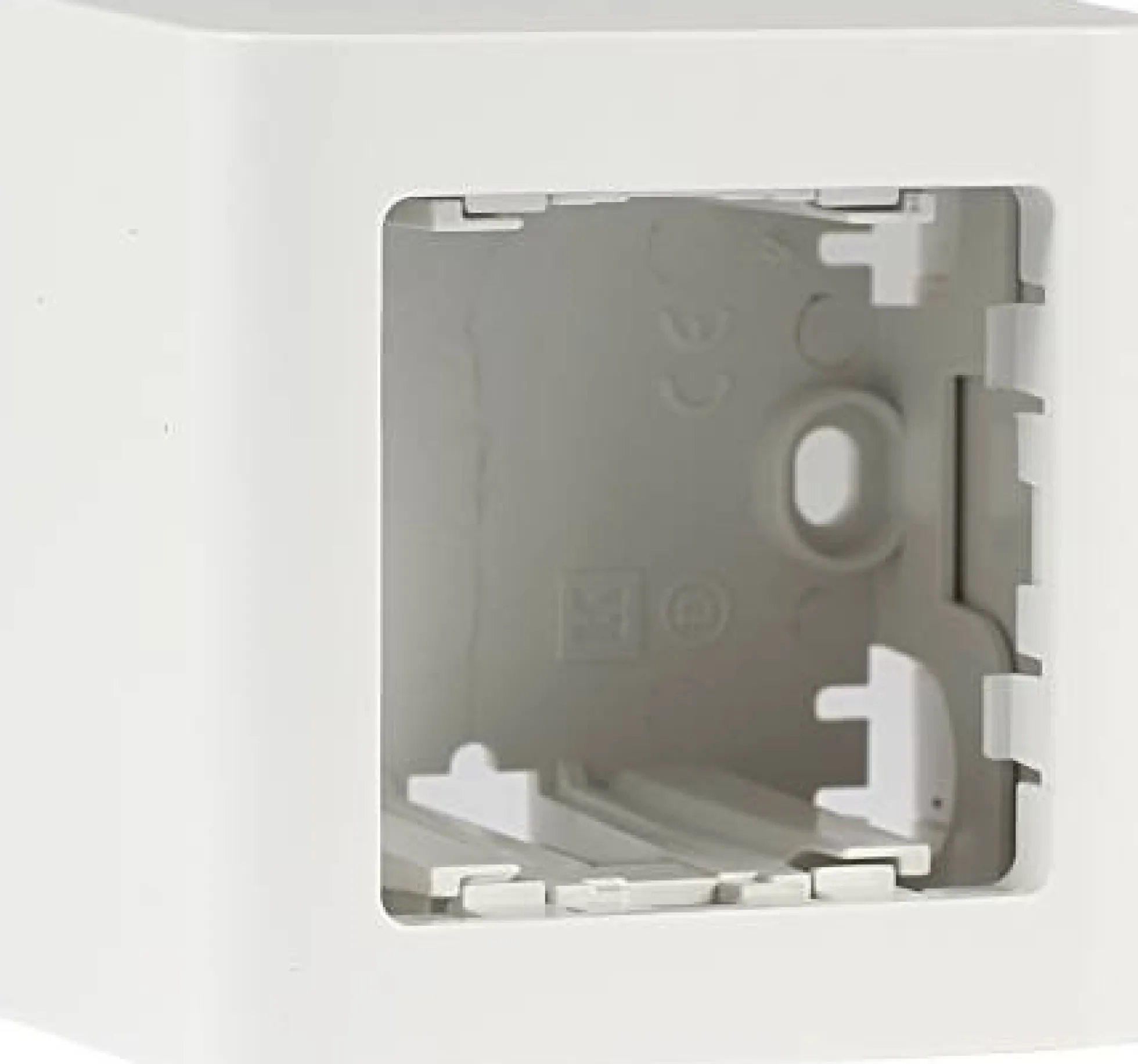 LK FUGA® – Softline underlag med indbygget dataudtag til 1-4 stk. Actassi Fiber montagerammer og konnektorer, 1½ modul