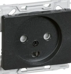 LK OPUS® 66, Stikkontakt med jord, 1 modul – Lauritz Knudsen