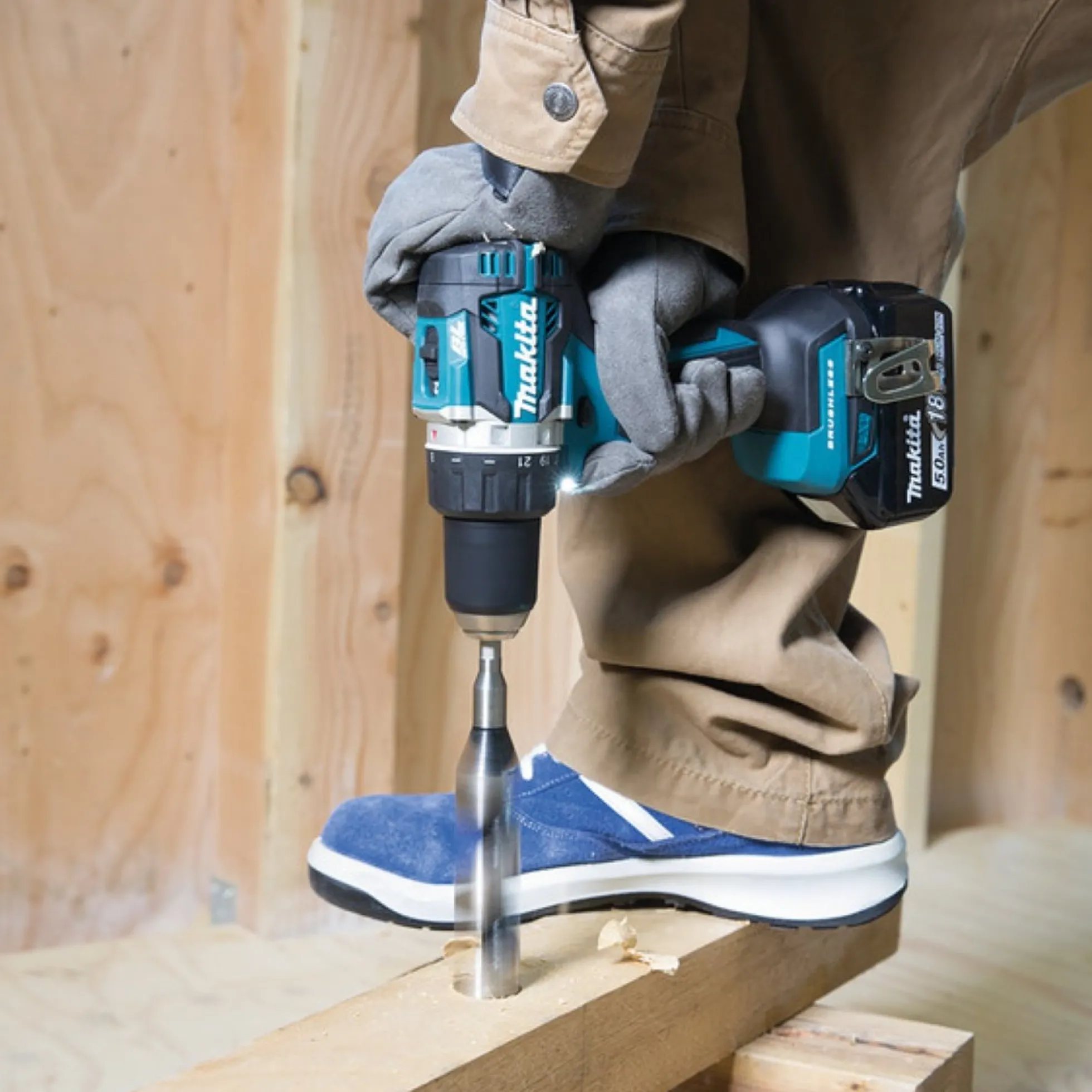 Makita bore-/skruemaskine DDF484RT3J, kulfri, 3 x 18 V/5,0 Ah