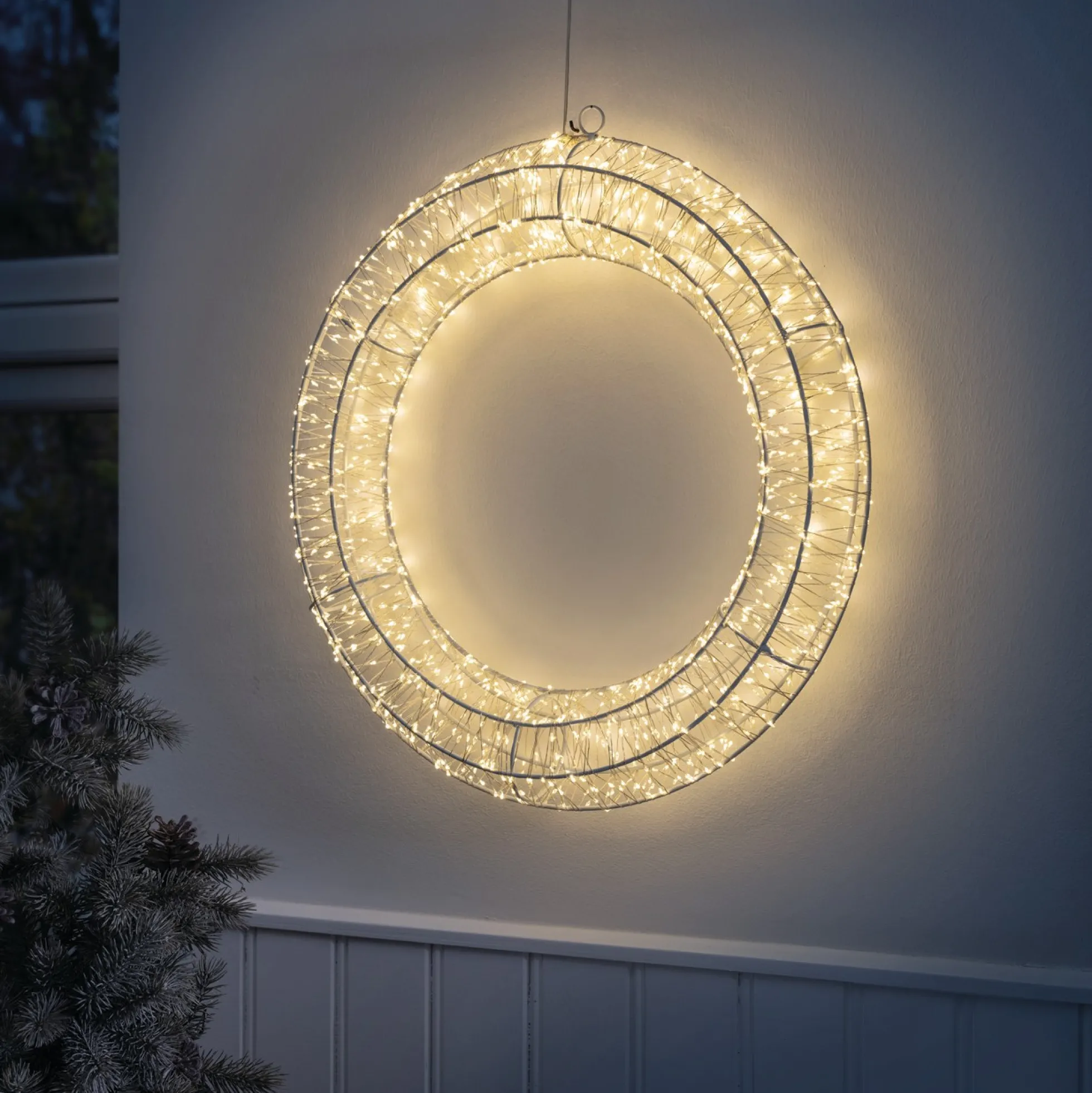 Metal lyskrans, 480 LED, varmt hvidt lys, 38 cm, IP44, med timer (6/18 timer), 5 meter ledning