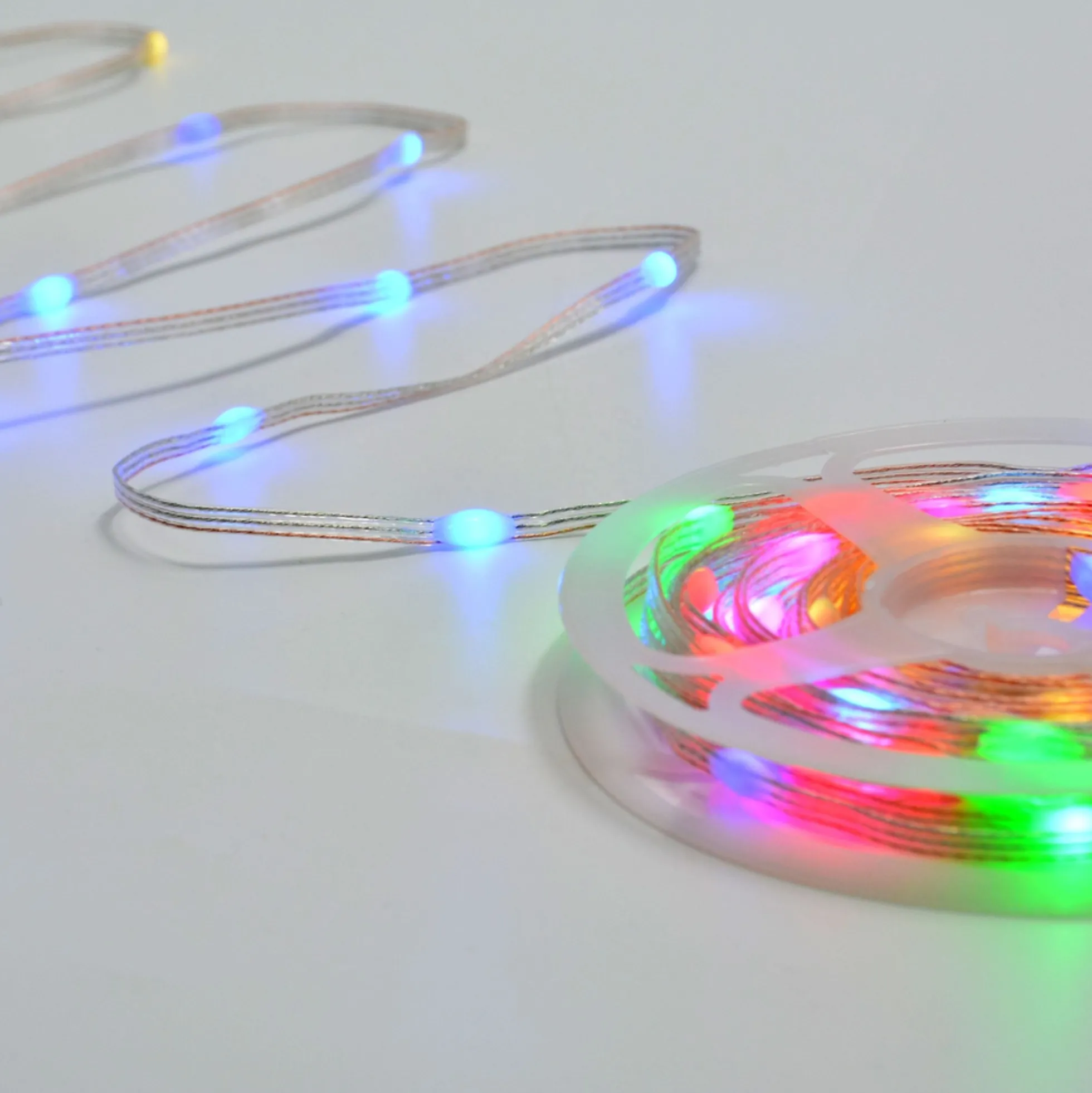 5 m RGBIC LED lyskæde, 50 LED, klar ledning, fjernbetjening, bluetooth - 5V DC USB