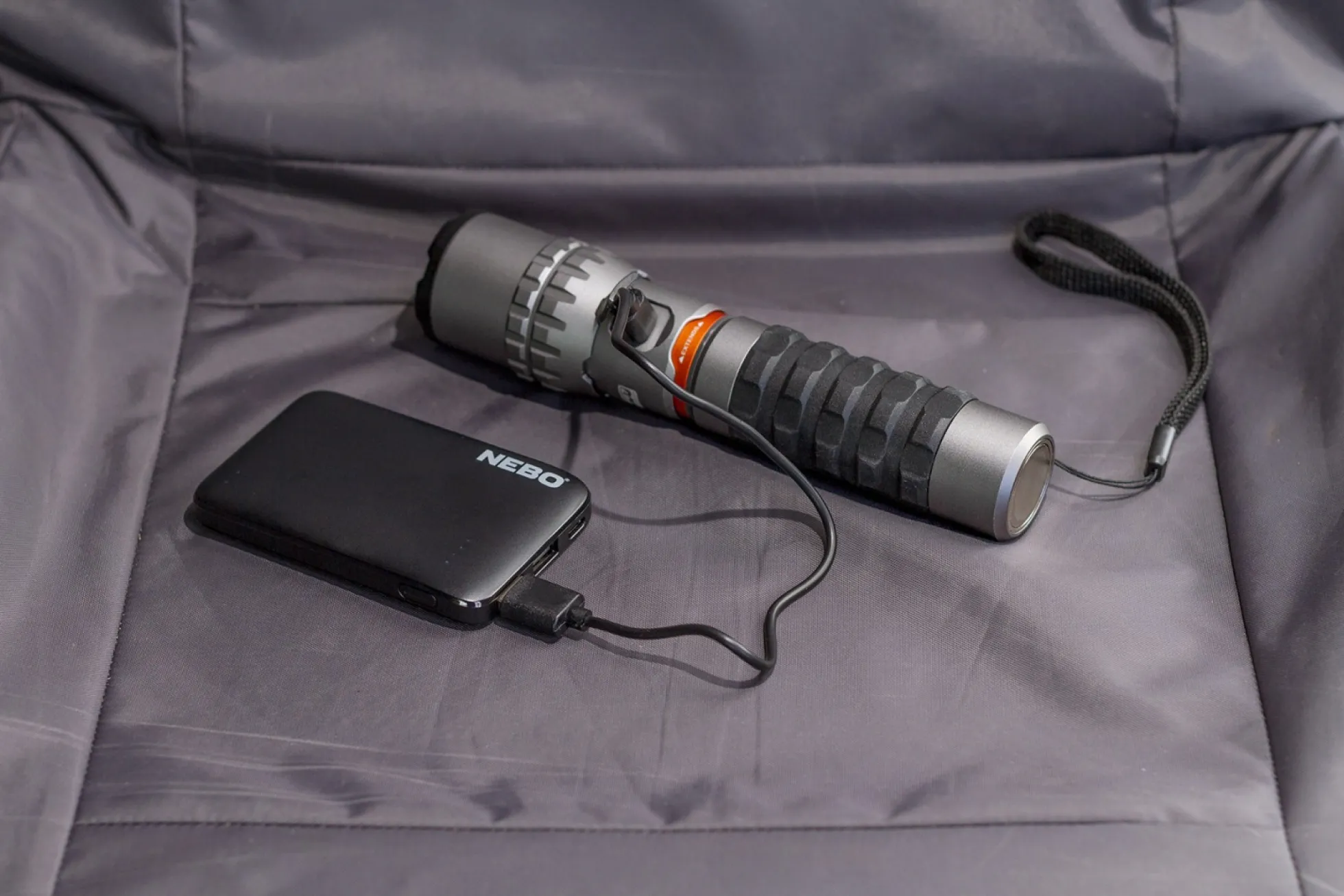 Nebo Powerbank, 5000 mAh, sort