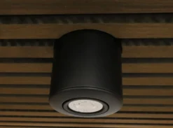 Nordtronic Surf Install påbygningsspot, GU10 (230V), rund, børstet alu, inkl. Philips, 3000K, 265lm, CRI>80, 15.000 timer, ej dæmpbar
