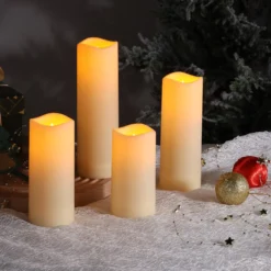4-pak LED udendørs bloklys, Ø5,5cm, højde 10/13/15/17cm, inkl. fjernbetjening