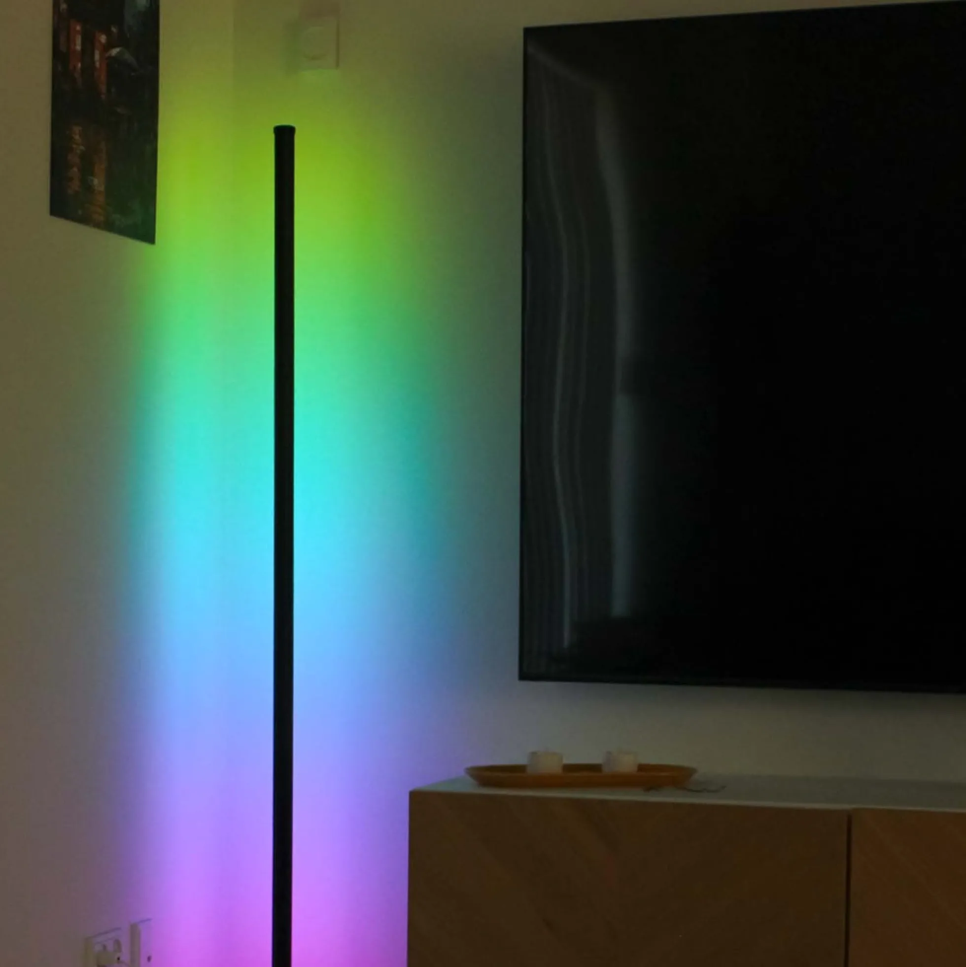 RGBIC hjørnelampe, gulvlampe, Wifi, app styring, 12W, 230V, 145cm, Aluminium