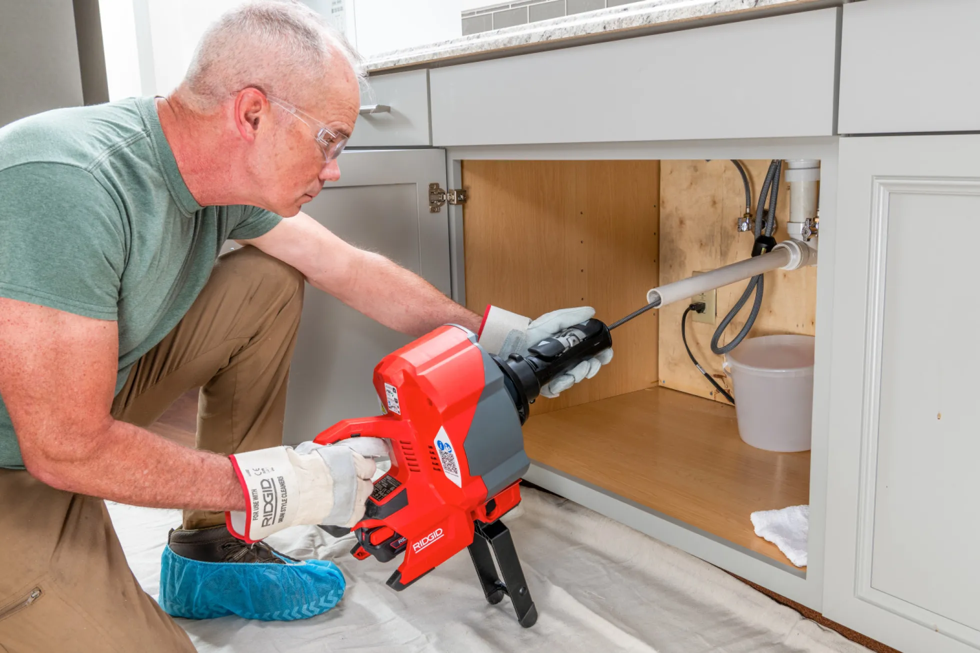 Ridgid afløbsrenser K-46 SinkSnake, 18 V, 2,5 Ah og lader
