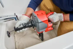 Ridgid afløbsrenser K-46 SinkSnake, 18 V, 2,5 Ah og lader
