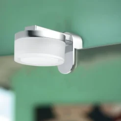 Romendo spejllampe, IP44, LED, 480 lumen, 3000K, krom - EGLO