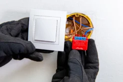 Shelly 1PM Mini Gen3, WiFi relæ med effektmåling, 230Vac