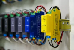 Shelly Pro RGBWW PM, WiFi, 12/24V styring med effektmåling