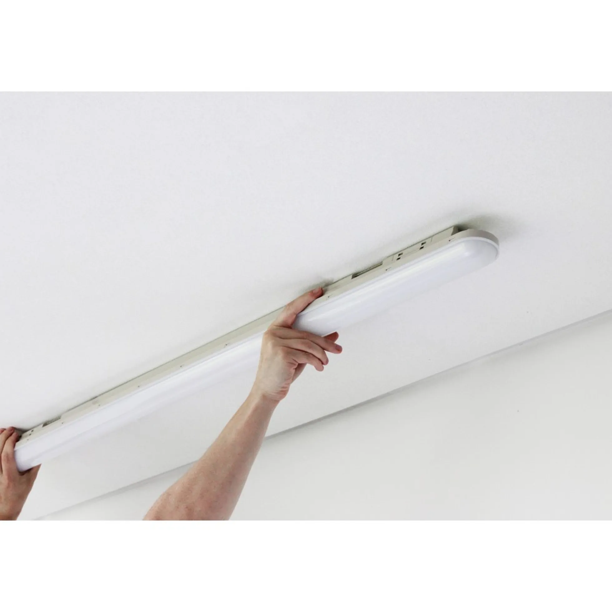 Spectrum Limea Connect 36W LED armatur - 120 cm, IP65 vandtæt, 147 lm/W, gennemfortrådet, 230V
